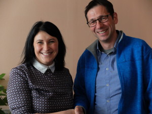 Rektor Ketil Foss ønsker leder for Nenets agrarian technical school, Oksana Danilova, velkommen til Pasvik folkehøgskole.