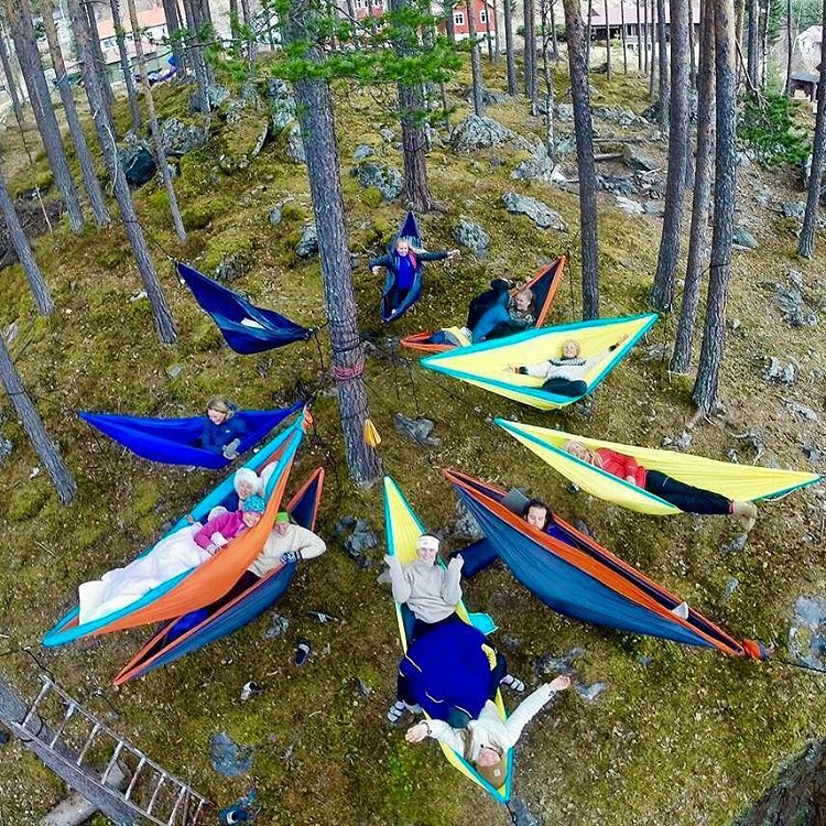 Velkommen inn i hengekøya! Foto @stjernetegn Valdres folkehøgskole
