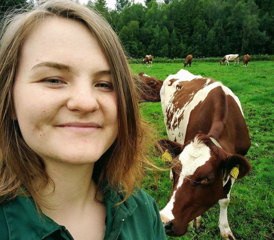 Catherine Sophia Reed kommer rett fra jobb som avløser på gård til å være stipendiat på Harstad folkehøgskole