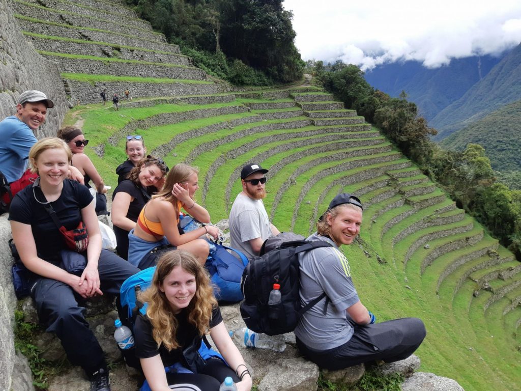 Elever ved Bakketun på studietur til Machu Picchu