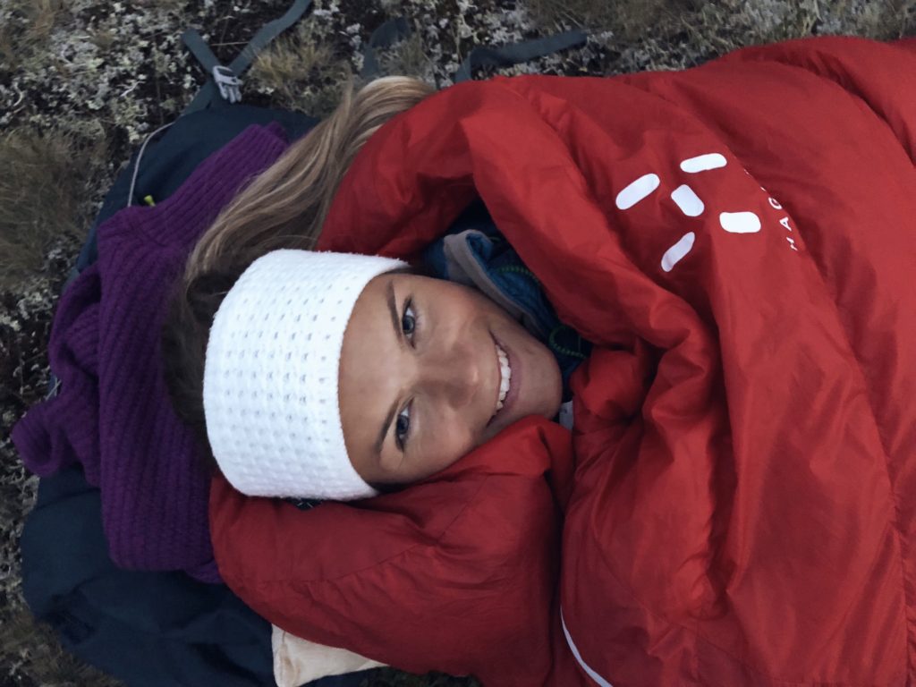 Sovepose Jenny Nesje Valdres folkehøgskole