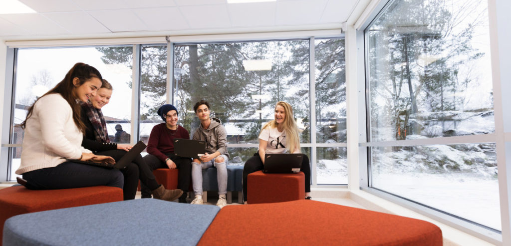 Re videregående skole elever