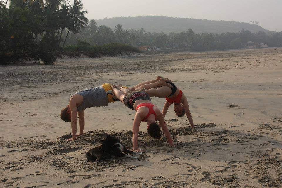 yoga India strand Hadeland folkehøgskole