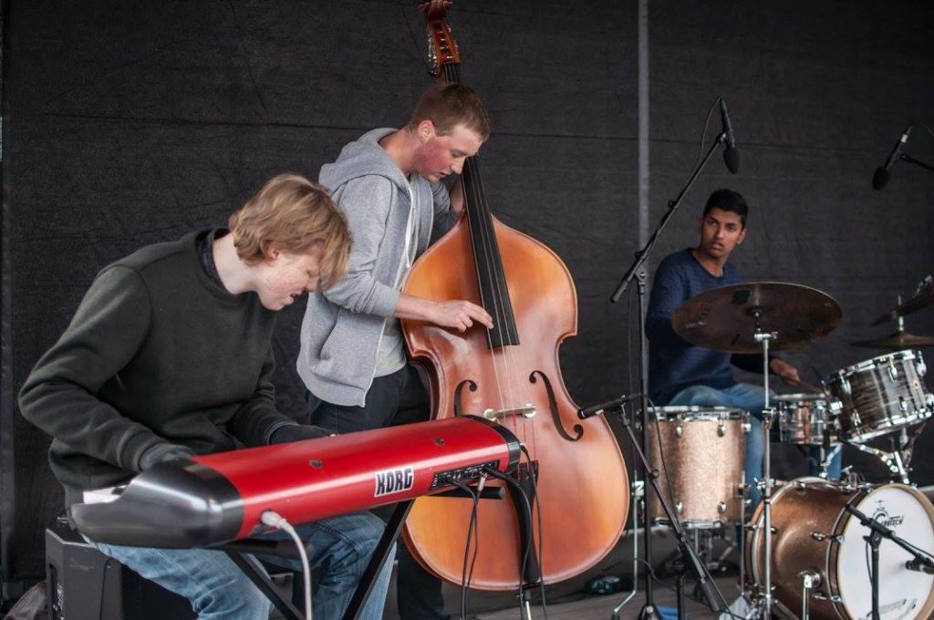 Rino Sivathas band Sund folkehøgskole