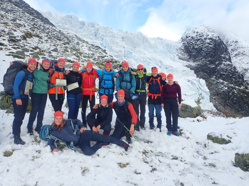 klassebilde, gruppe, snø, vinter, Sogndal folkehøgskule