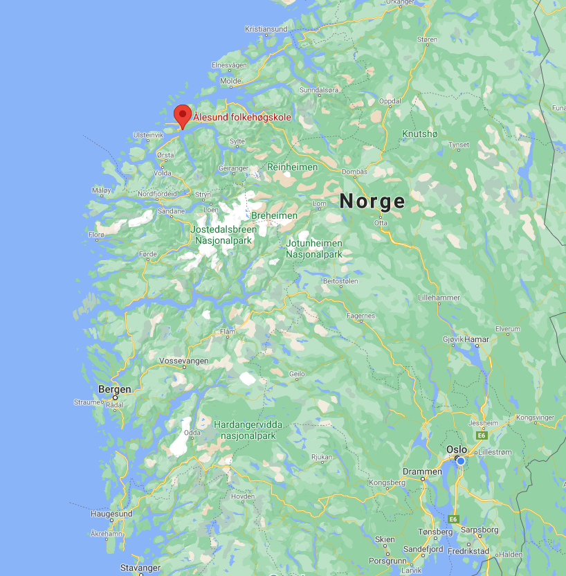 Ålesund folkehøgskole sitt sommerhotell er en god base for å oppleve både Ålesund og Nordvestlandet.
