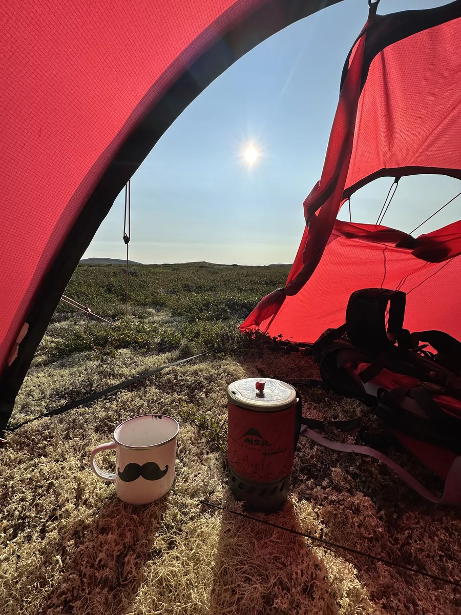 Kaffe, telt, og god utsikt = livsKRAFT!
