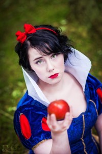 På Cosplaylinjene lærer du å sy og å sette sammen flotte cosplaykostymer. Her er bilde fra Namdals folkehøgskole