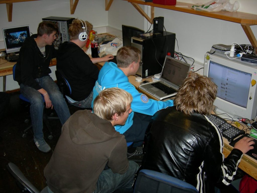 Året 2007, data, Internett, Voss folkehøgskole, Asperger