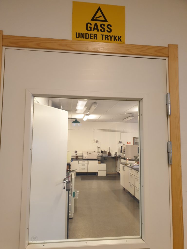 laboratorium Svalbard folkehøgskole