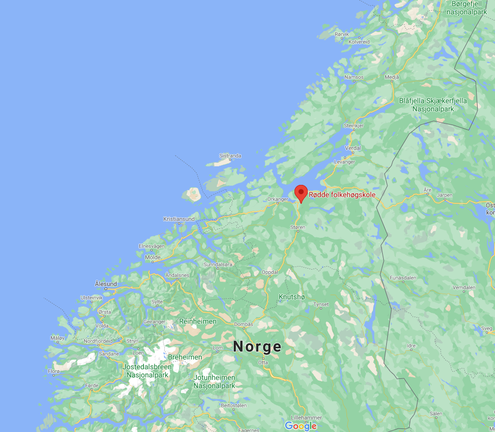 Rødde folkehøgskole ligger nydelig til rett utenfor Trondheim