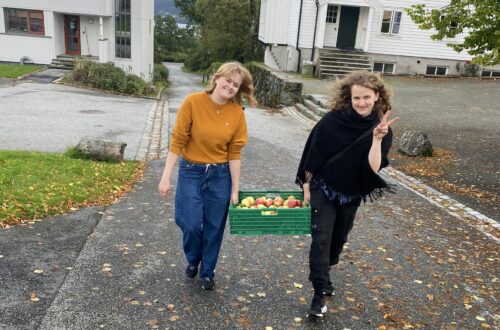 Fana folkehøgskule får Folkehøgskolenes Bærekraftpris