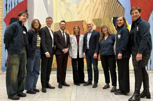 Full jubel på Stortinget: - Vi vil fortsette å jobbe…